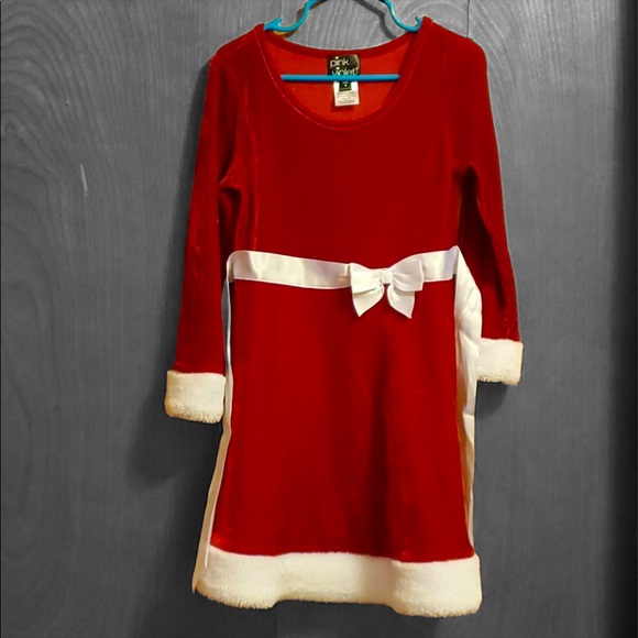 Beautiful Red Velvet Dress - Picture 1 of 4